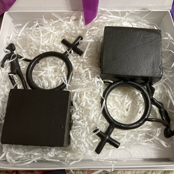 UNISEX GAY & LESBIAN GIFT FOR WOMEN by TINY PURPLE SEAHORSE - Picture 2 of 5